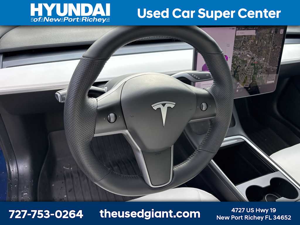 Thumbnail: 2021 Tesla Model 3 - 11