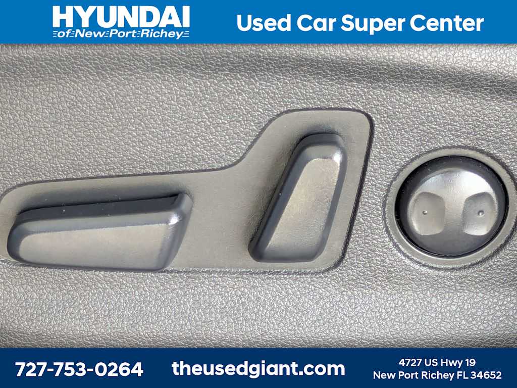 Thumbnail: 2017 Hyundai Tucson - 21
