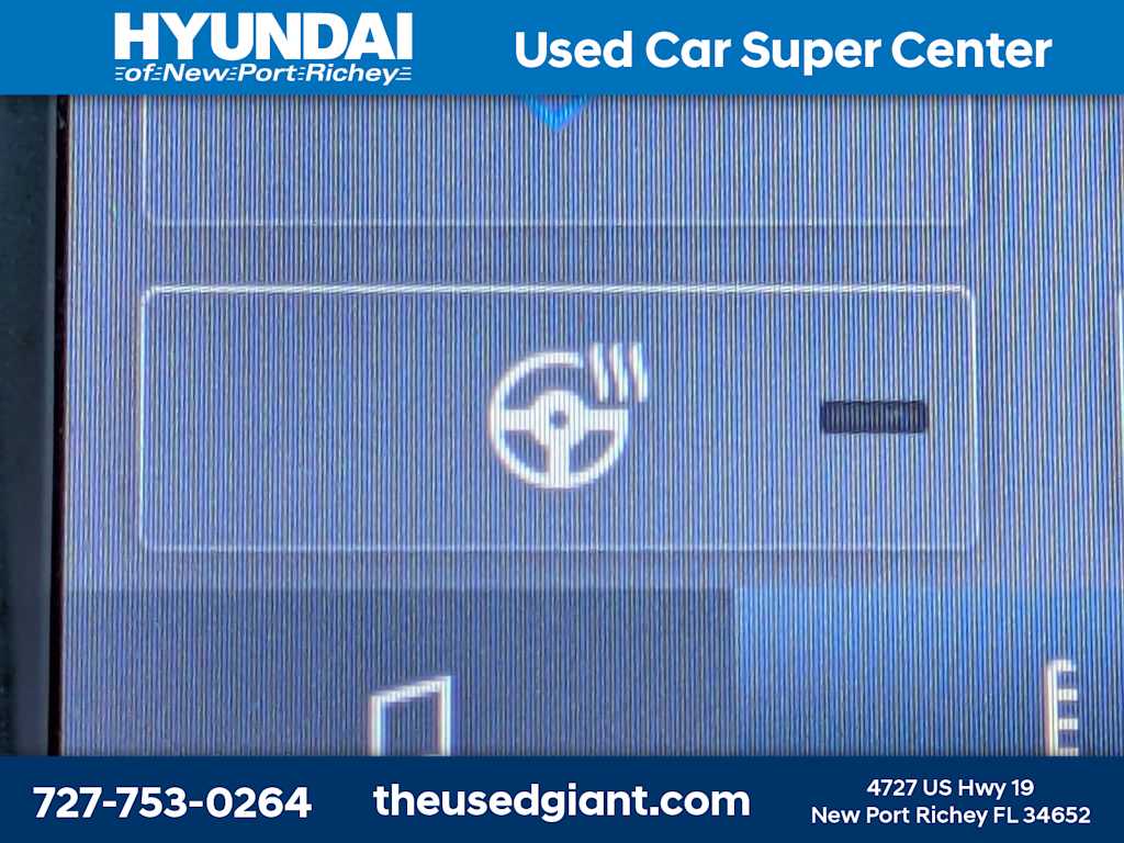 Thumbnail: 2020 Lincoln Nautilus - 28