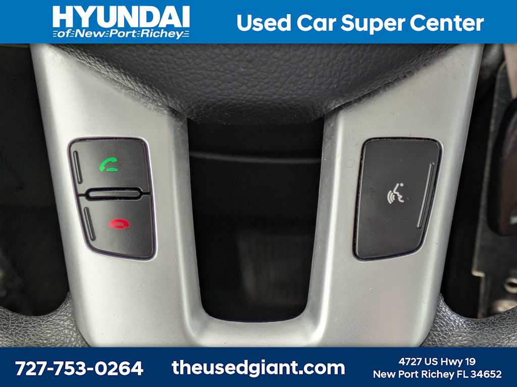 Thumbnail: 2011 Kia Sportage - 29