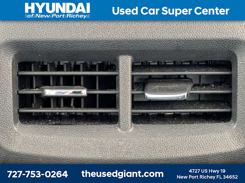 Thumbnail: 2022 GMC Terrain - 17