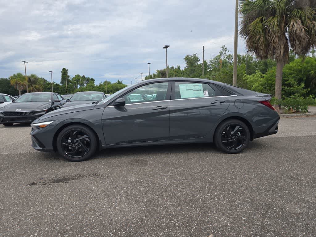 Thumbnail: 2026 Hyundai Elantra - 3