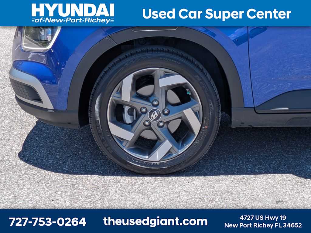 Thumbnail: 2022 Hyundai Venue - 10