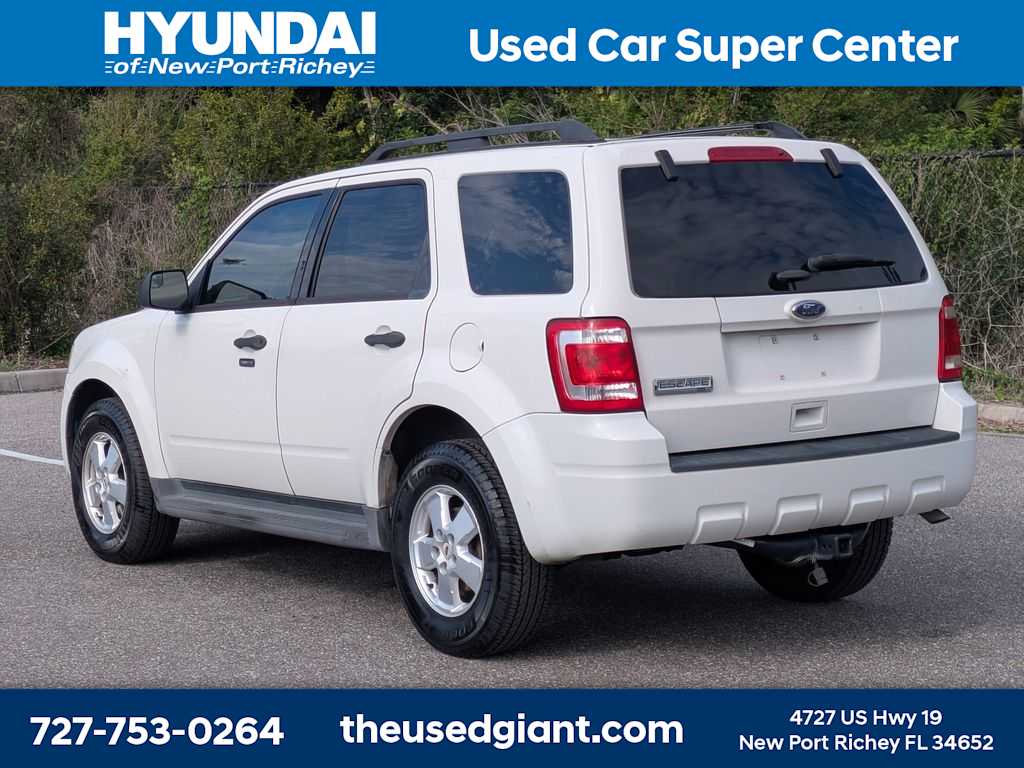 Thumbnail: 2012 Ford Escape - 3