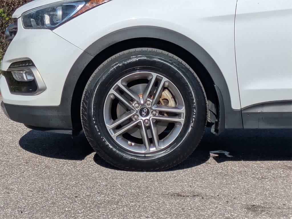 Thumbnail: 2017 Hyundai Santa Fe - 10