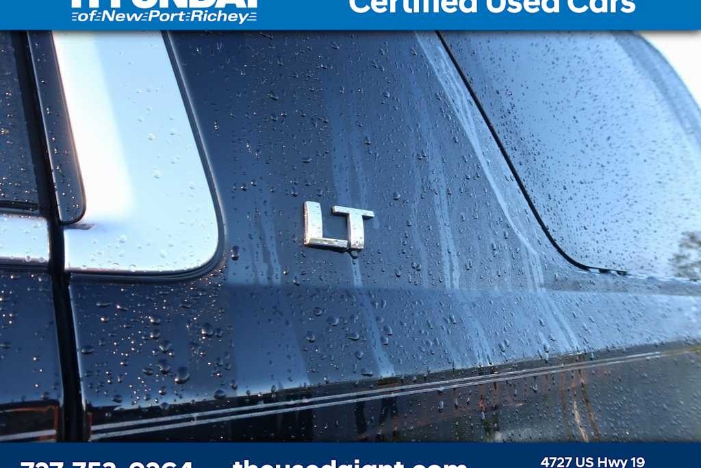 Thumbnail: 2018 Chevrolet Tahoe - 5