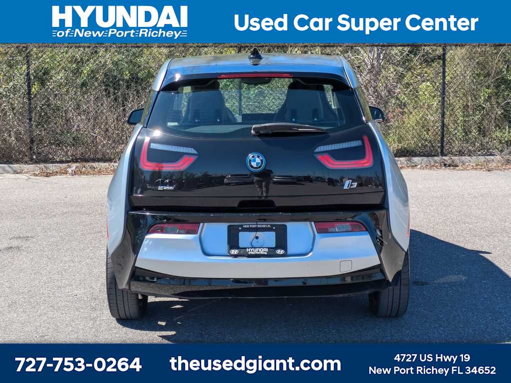 Thumbnail: 2015 BMW i3 - 4