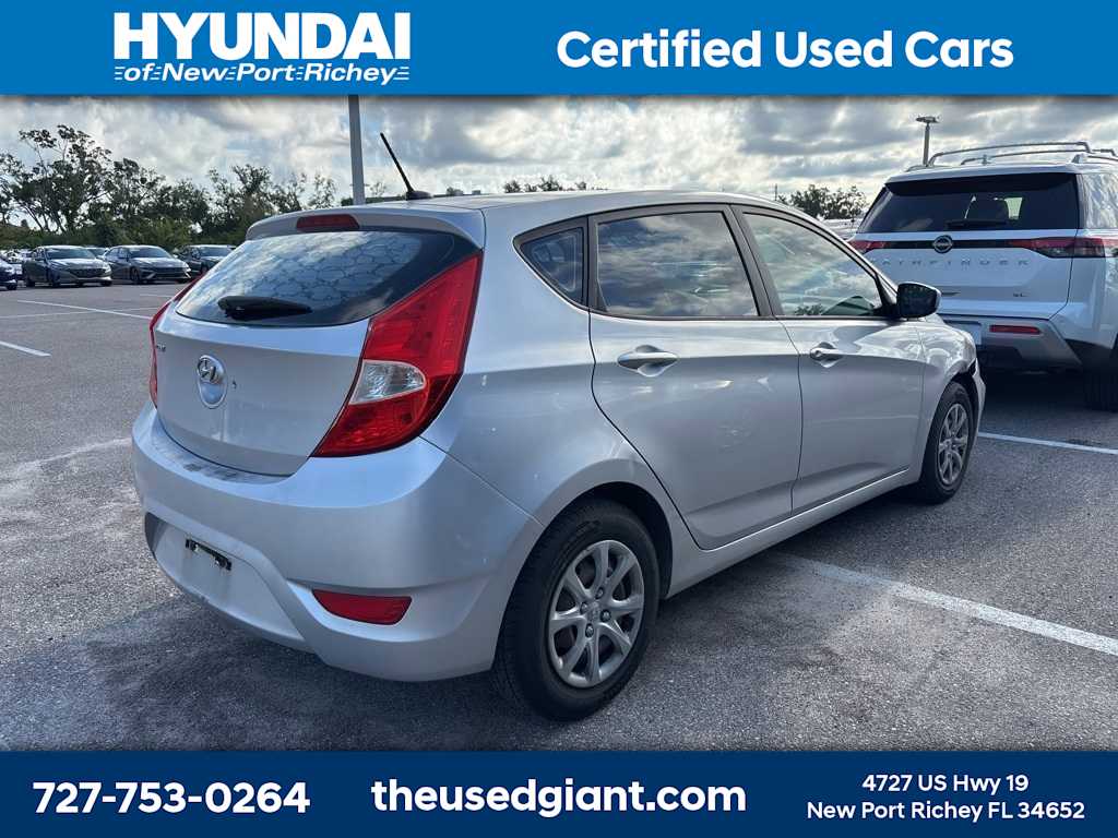 Thumbnail: 2012 Hyundai Accent - 2