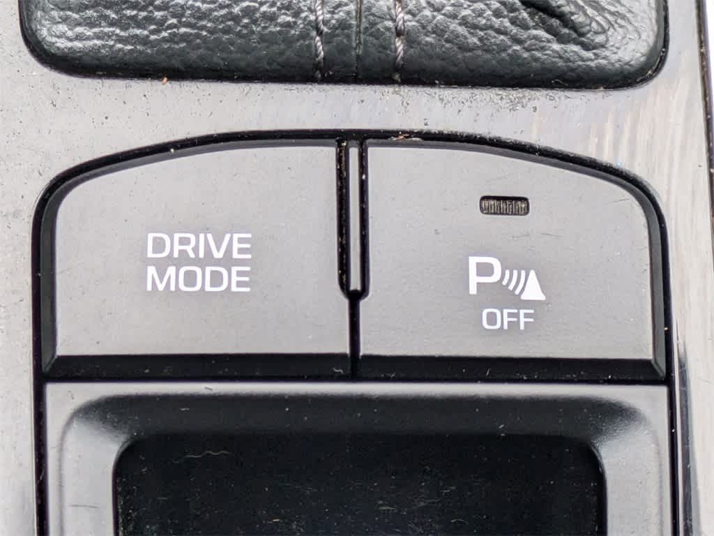 Thumbnail: 2015 Hyundai Sonata - 28