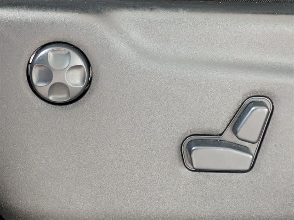 Thumbnail: 2020 Jeep Grand Cherokee - 23