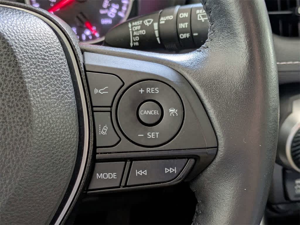 Thumbnail: 2022 Toyota RAV4 - 37