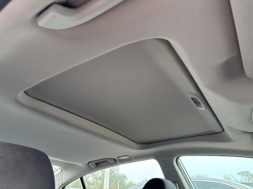 Thumbnail: 2010 Nissan Altima - 9