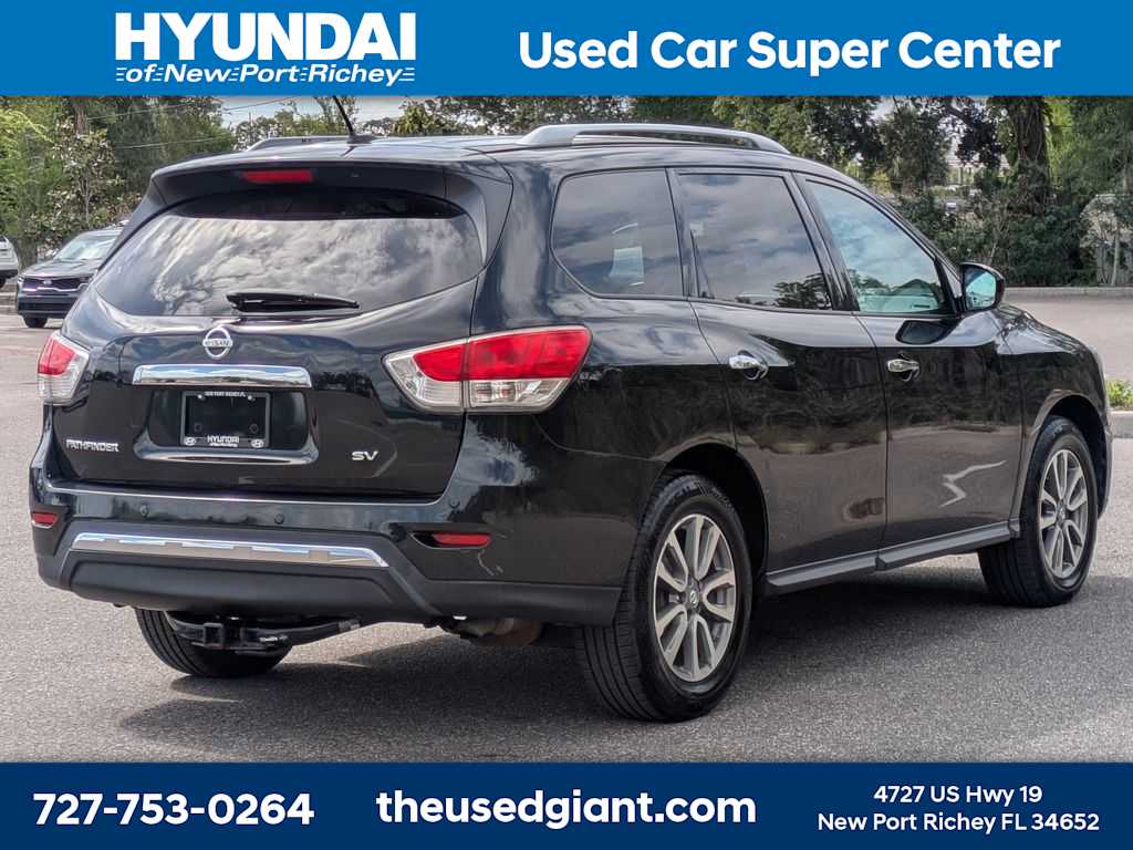 Thumbnail: 2015 Nissan Pathfinder - 5