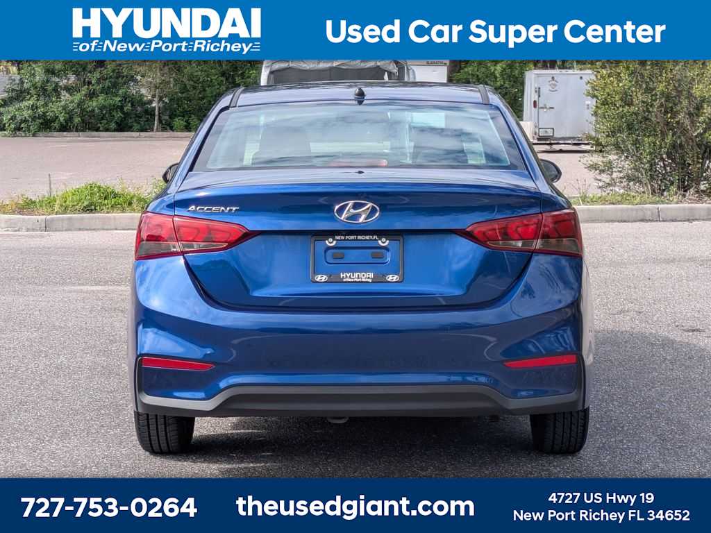 Thumbnail: 2021 Hyundai Accent - 4