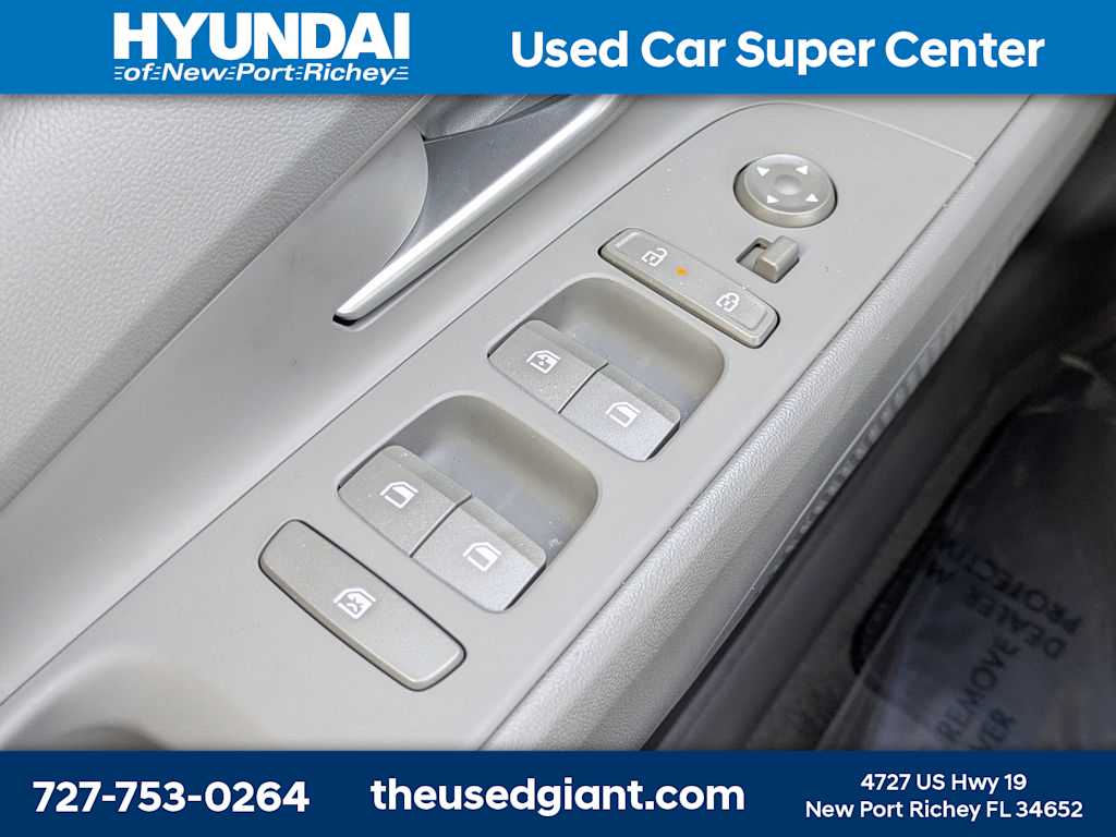 Thumbnail: 2024 Hyundai Elantra - 23