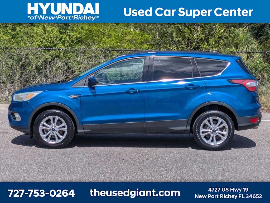 Thumbnail: 2017 Ford Escape - 2