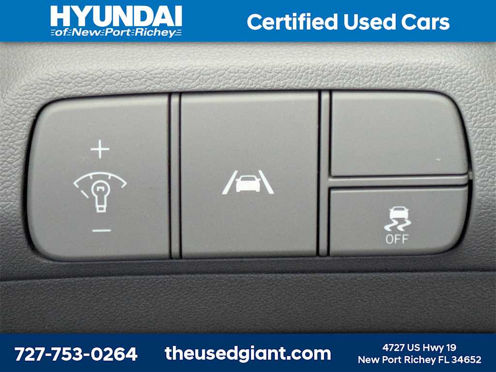 Thumbnail: 2023 Hyundai Elantra - 22