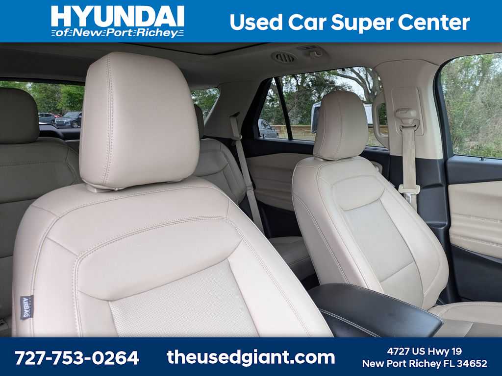 Thumbnail: 2021 Ford Explorer - 6