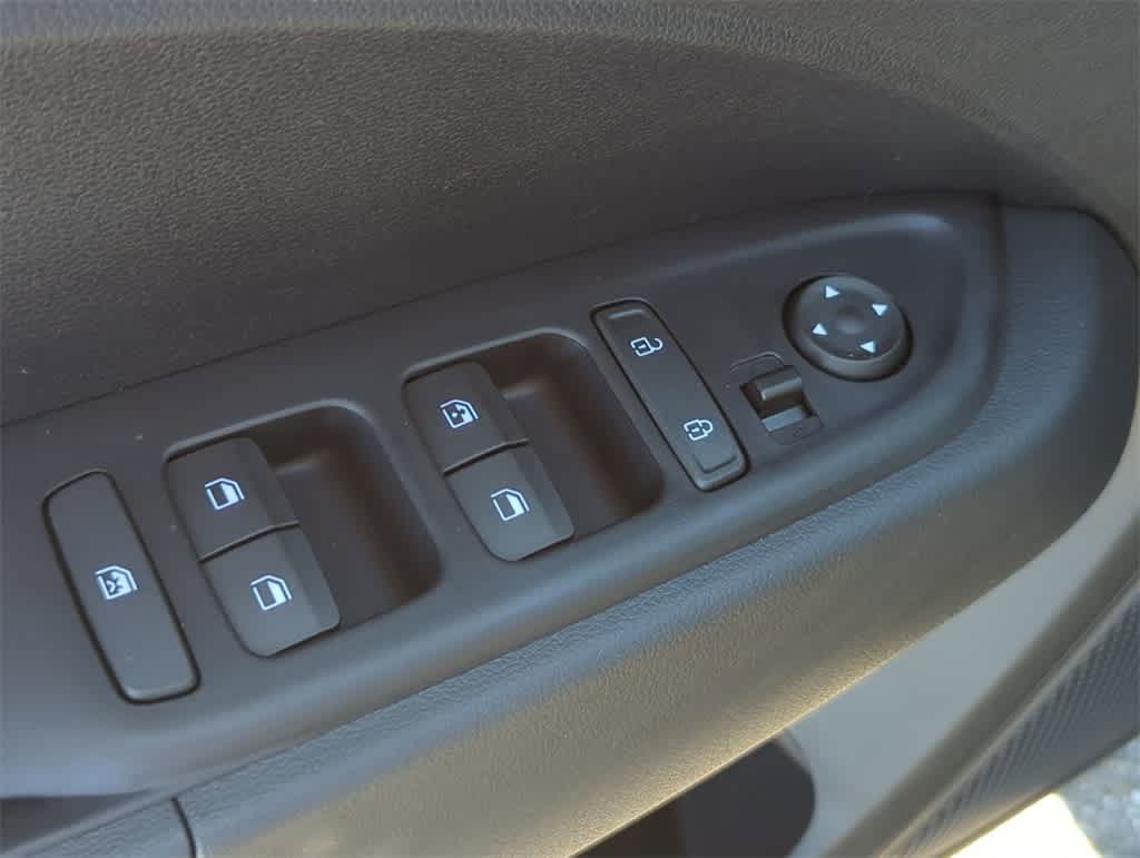 Thumbnail: 2025 Hyundai Venue - 16