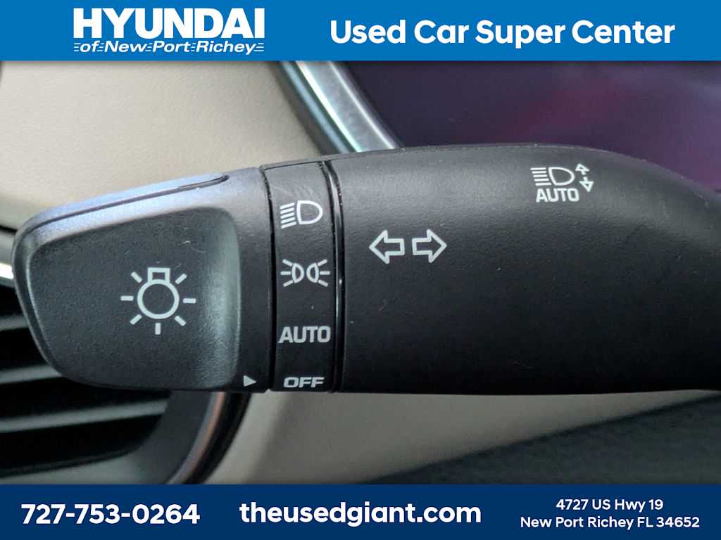 Thumbnail: 2022 Hyundai Santa Fe - 33