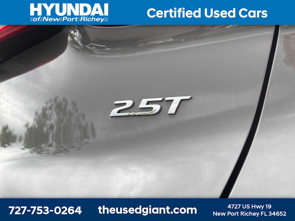 Thumbnail: 2023 Hyundai Santa Fe - 5