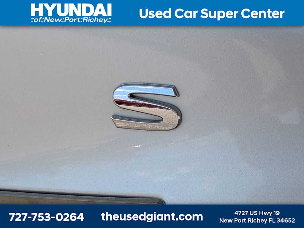 Thumbnail: 2014 Nissan Altima - 12