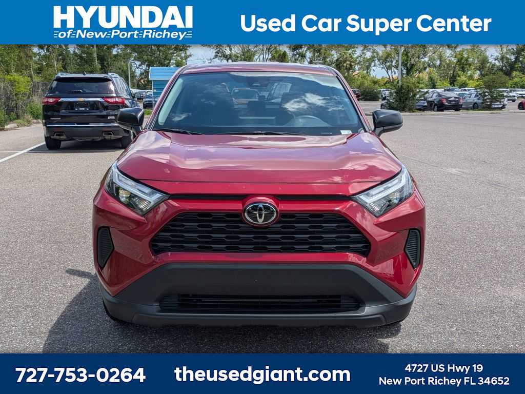 Thumbnail: 2025 Toyota RAV4 - 8