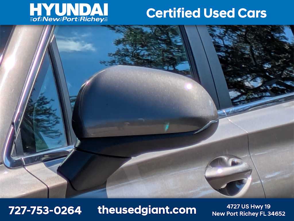 Thumbnail: 2019 Hyundai Santa Fe - 11