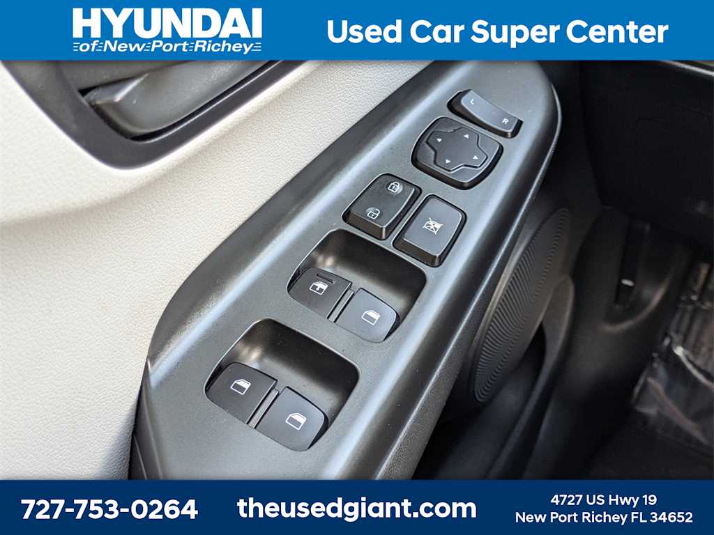 Thumbnail: 2022 Hyundai Kona - 25