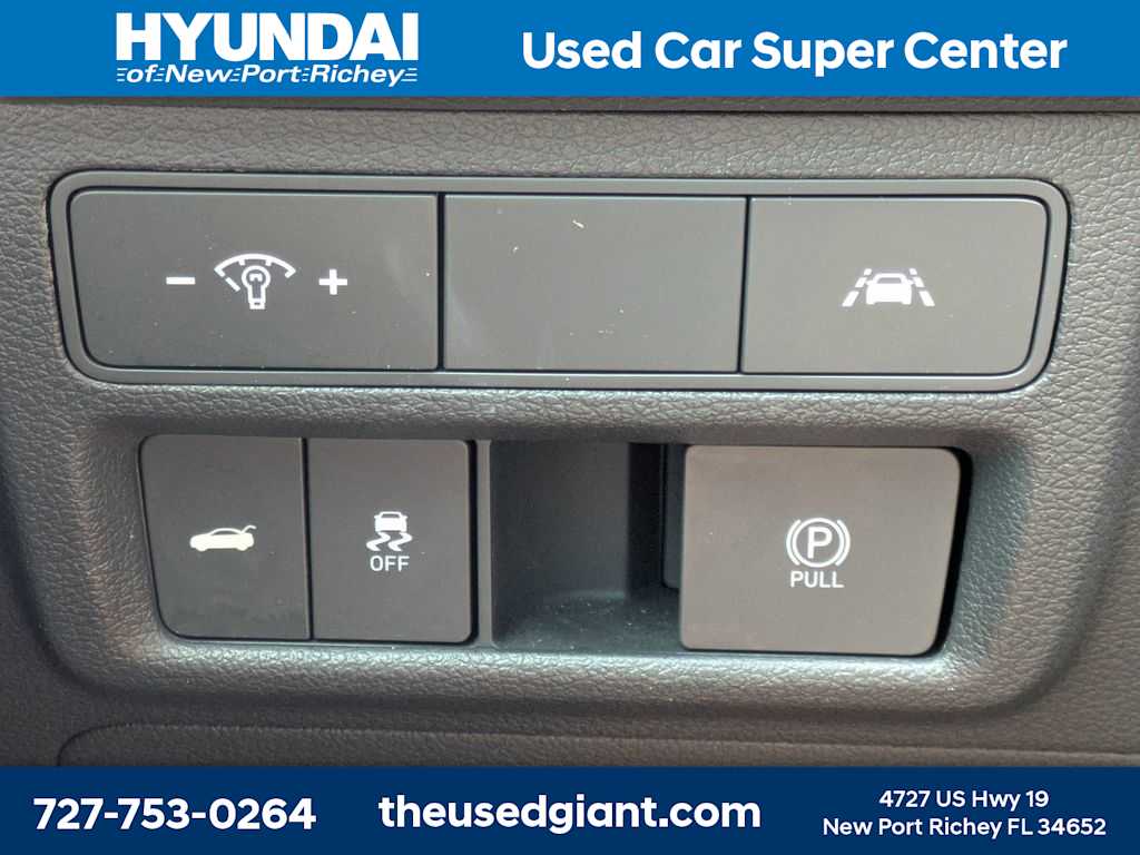 Thumbnail: 2023 Hyundai Sonata - 32