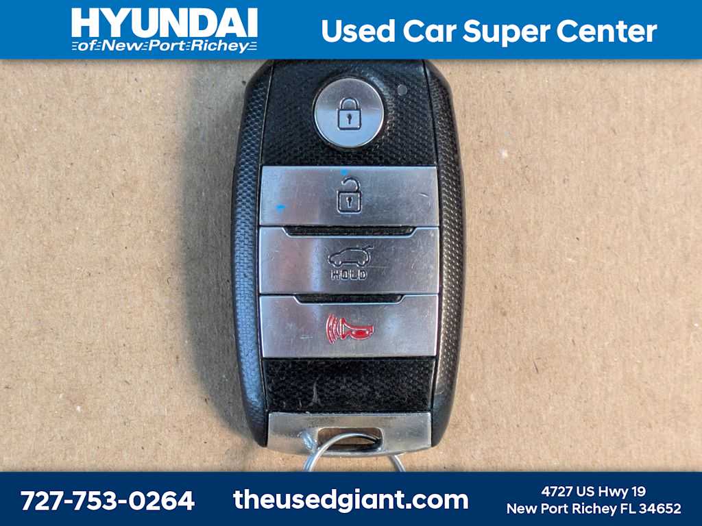 Thumbnail: 2017 Kia Sorento - 35