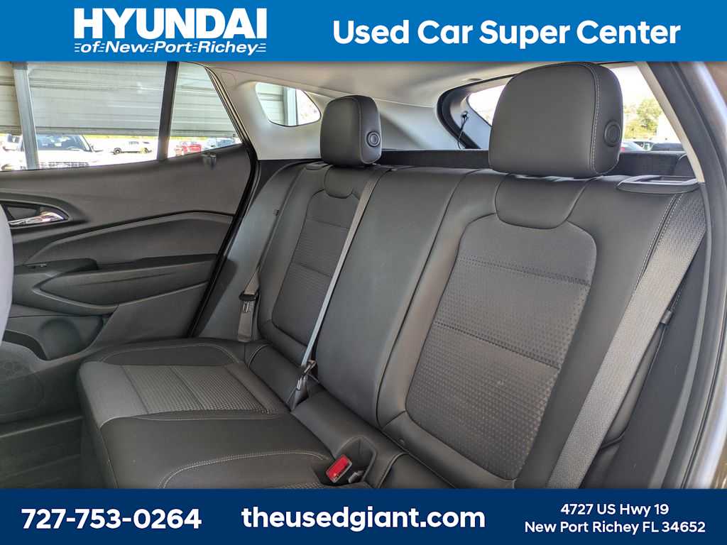 Thumbnail: 2024 Chevrolet Trax - 15