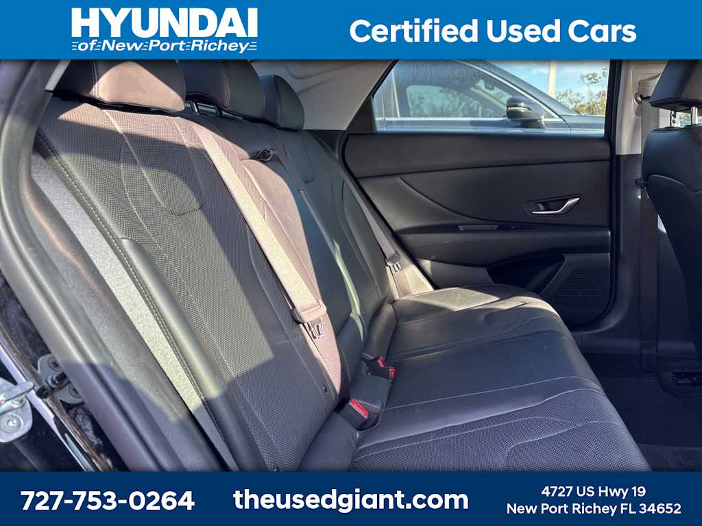 Thumbnail: 2022 Hyundai Elantra - 9