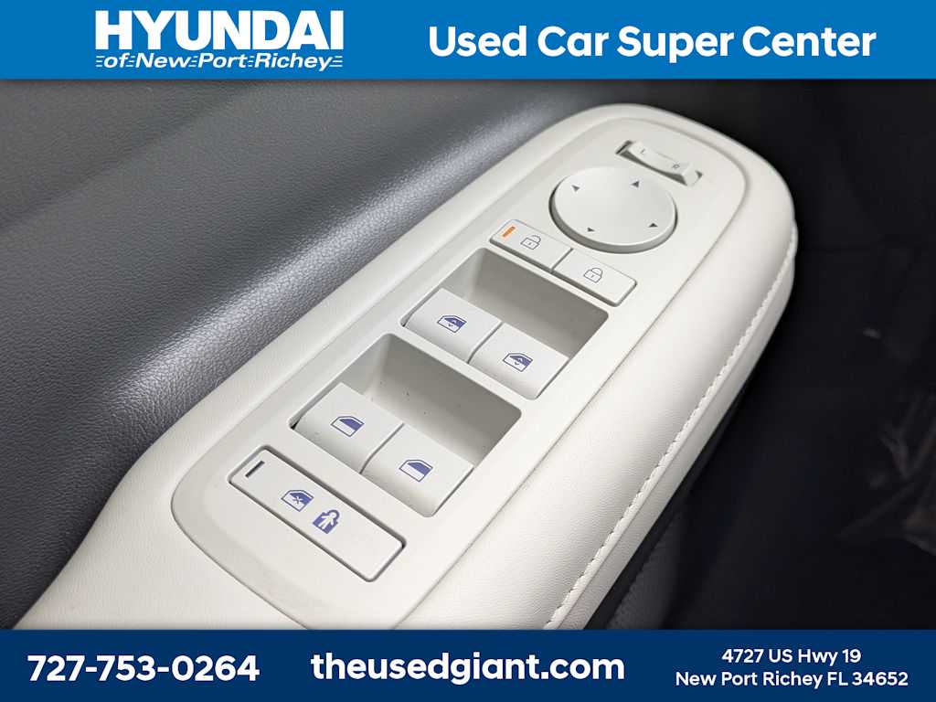 Thumbnail: 2025 Hyundai Santa Fe - 33
