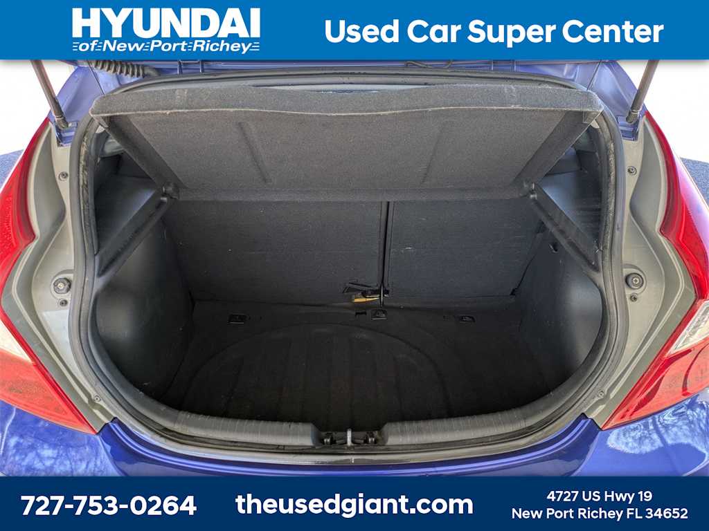 Thumbnail: 2013 Hyundai Accent - 12