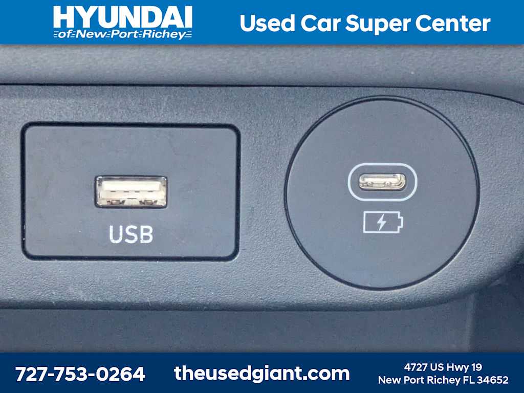 Thumbnail: 2025 Hyundai Elantra - 24