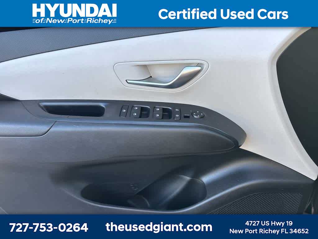 Thumbnail: 2022 Hyundai Tucson - 9