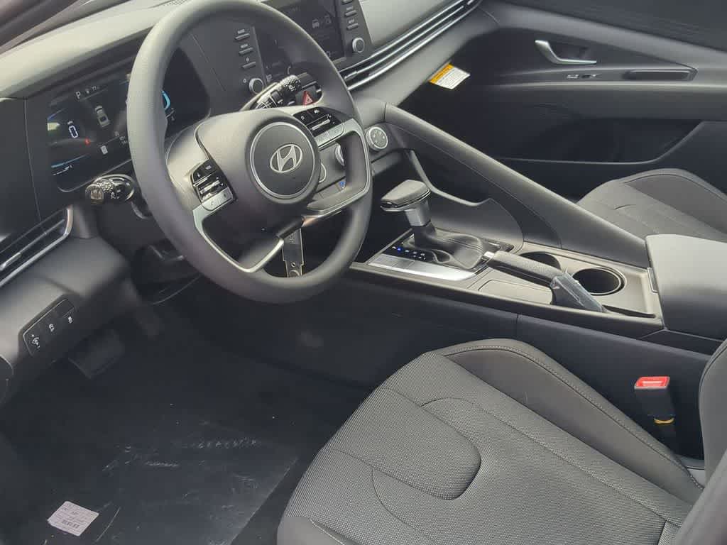 Thumbnail: 2026 Hyundai Elantra - 14