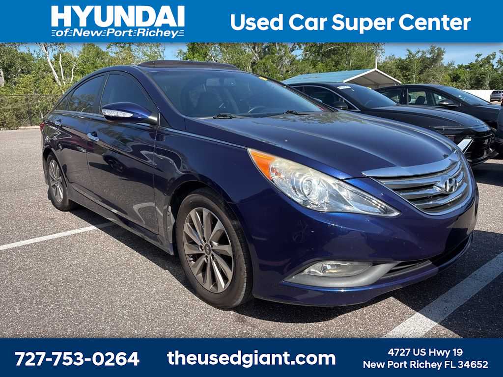 Thumbnail: 2014 Hyundai Sonata - 4