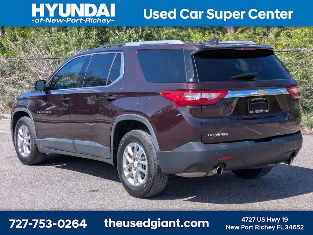 Thumbnail: 2018 Chevrolet Traverse - 3