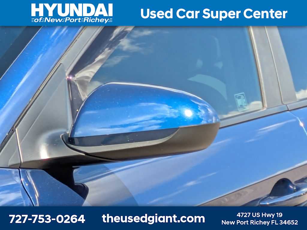 Thumbnail: 2018 Hyundai Elantra - 11