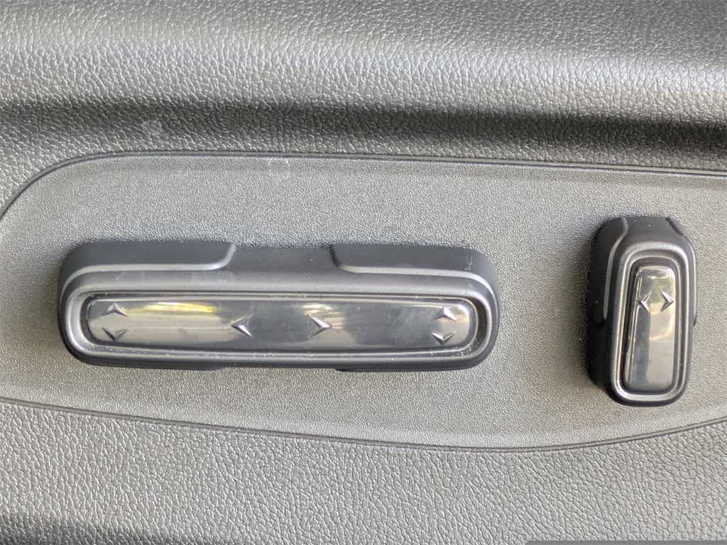 Thumbnail: 2023 Acura Integra - 20