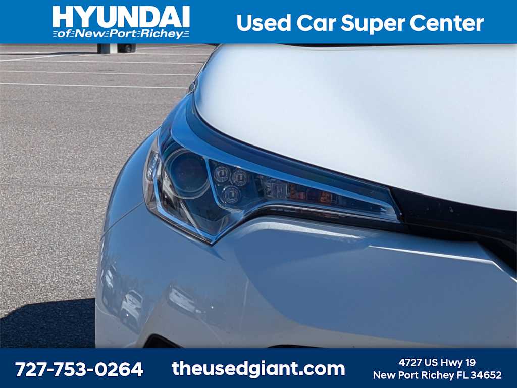 Thumbnail: 2018 Toyota C-HR - 9