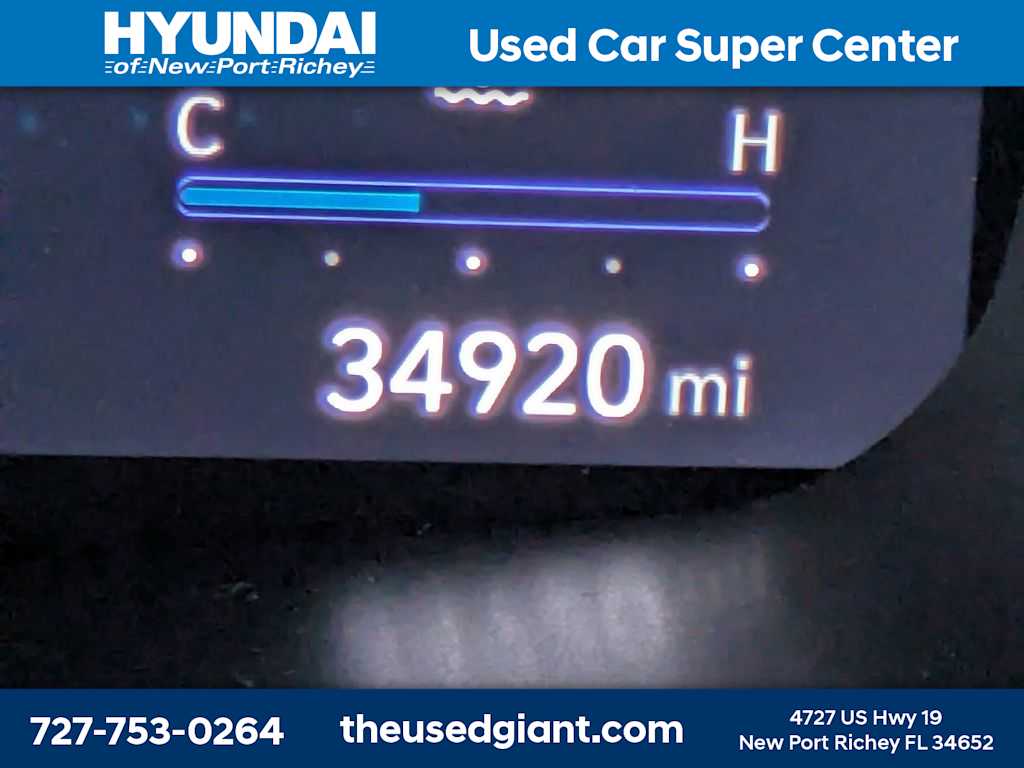 Thumbnail: 2022 Hyundai Santa Fe - 35
