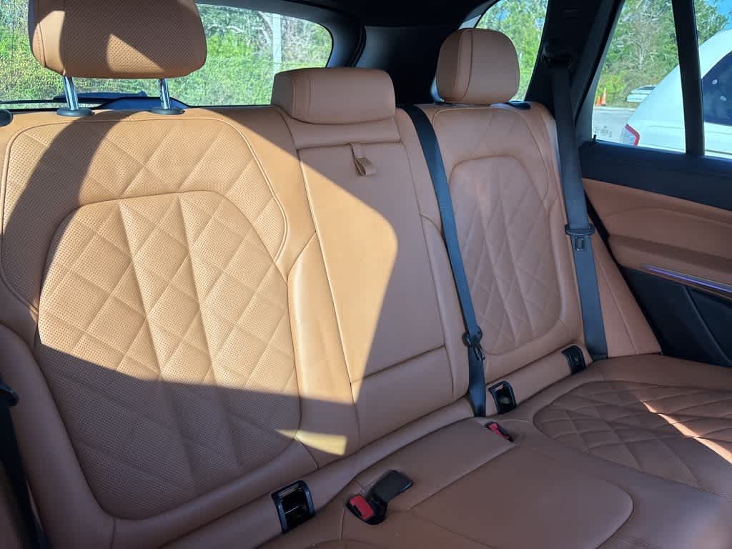 Thumbnail: 2023 BMW X5 - 10