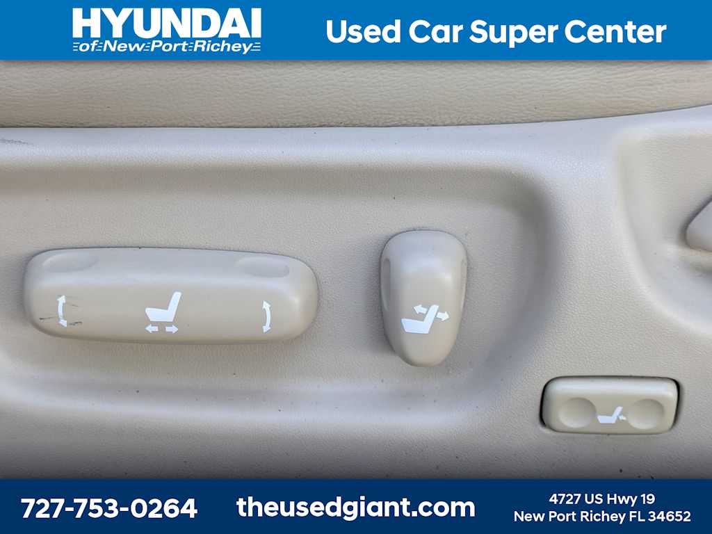 Thumbnail: 2006 Toyota Camry Solara - 21