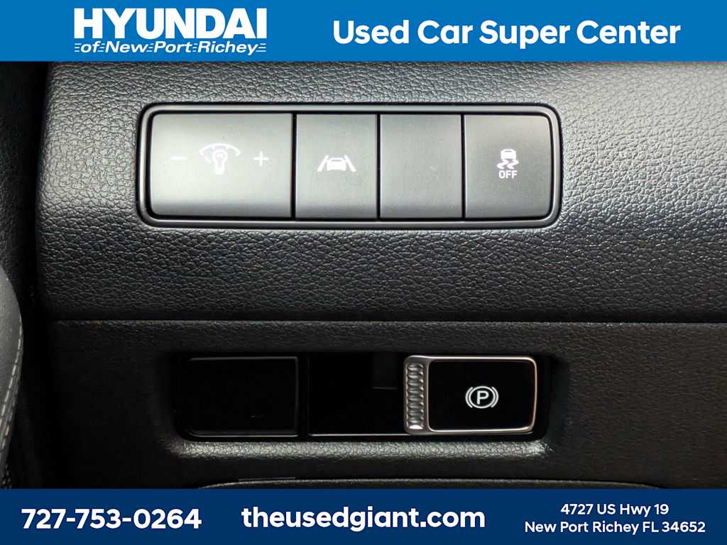Thumbnail: 2021 Hyundai Santa Fe - 27