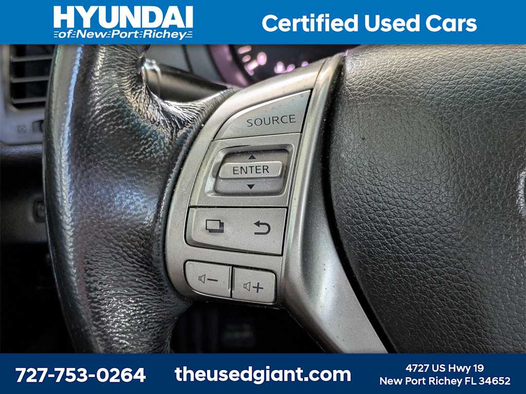 Thumbnail: 2013 Nissan Altima - 30