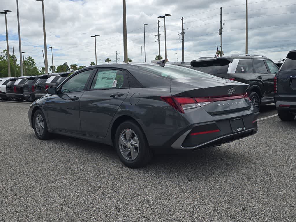 Thumbnail: 2026 Hyundai Elantra - 4