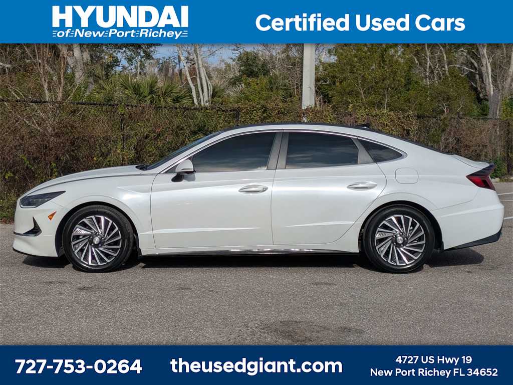 Thumbnail: 2021 Hyundai Sonata - 2